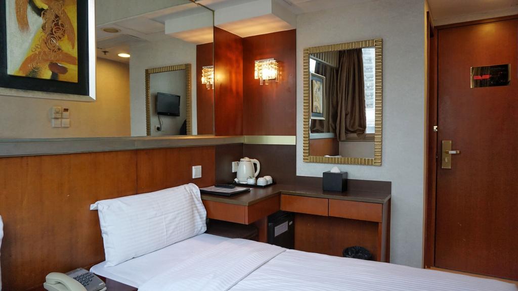 Oriental Lander Hotel Kowloon  Dış mekan fotoğraf