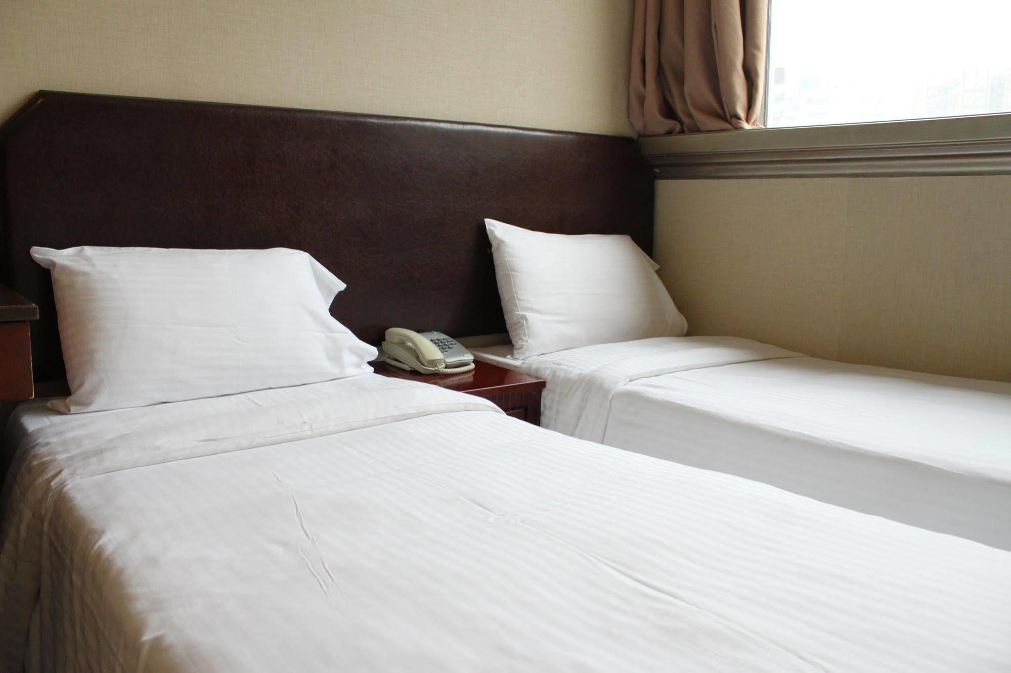 Oriental Lander Hotel Kowloon  Dış mekan fotoğraf