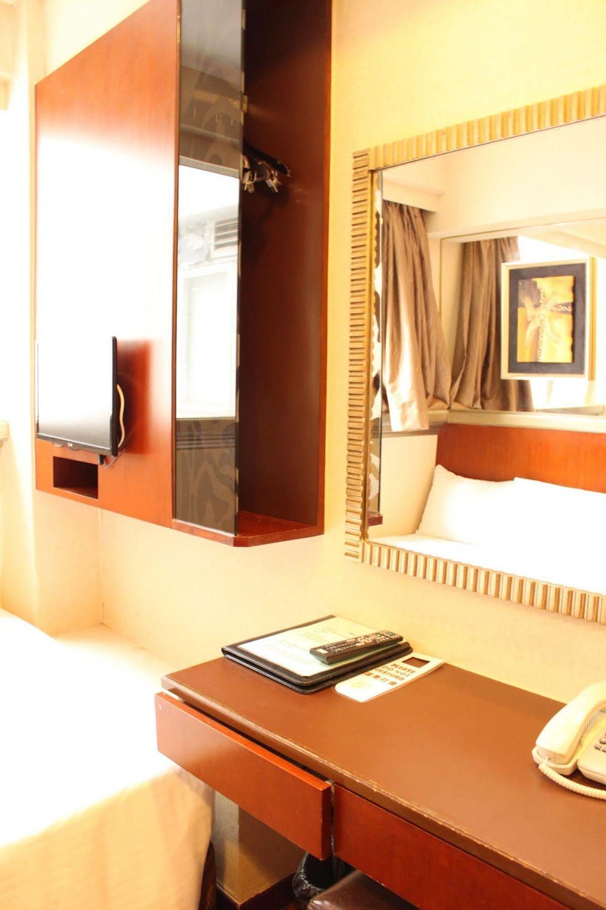 Oriental Lander Hotel Kowloon  Dış mekan fotoğraf